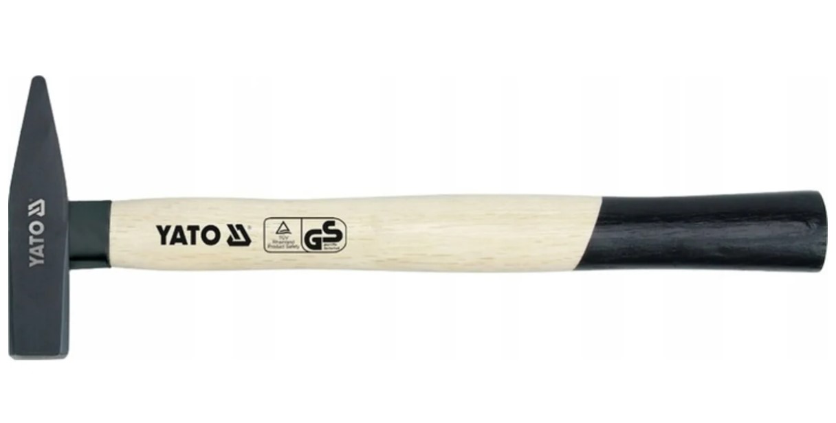 Молоток 300г деревянная рукоять YT-4503 YATO